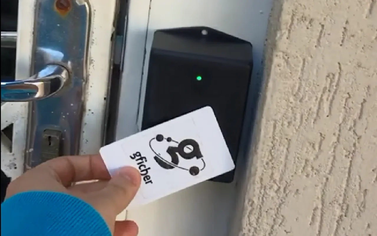 gDoorLock